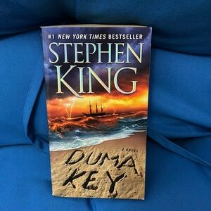 Stephen King Duma Key Soft Cover A Novel # 1 New York Times Bestseller